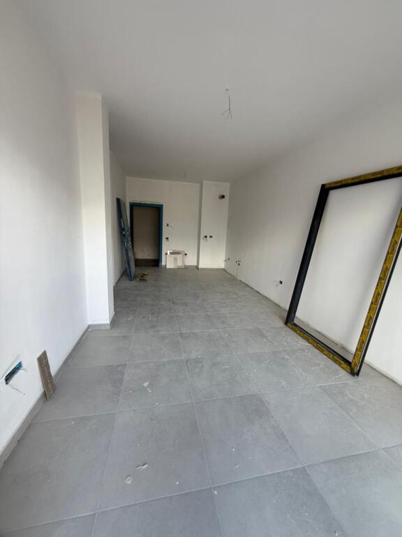 Appartamento 1+1 in Via Barricade in vendita.