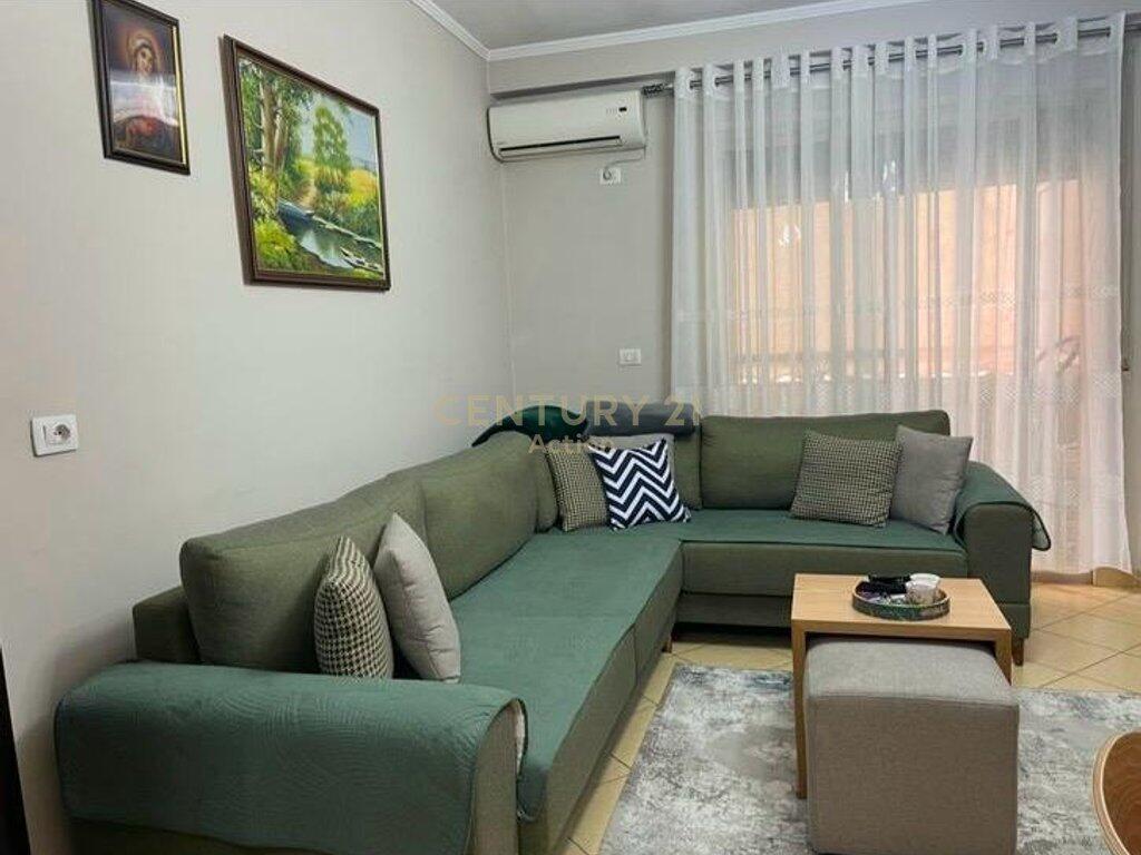 Apartament 2+1 Me Qira në Astir, Tiranë