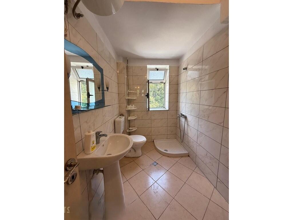 Appartamento 2+1 In Affitto a Myslym Shyri, Tirana - 500€ | 70 m²