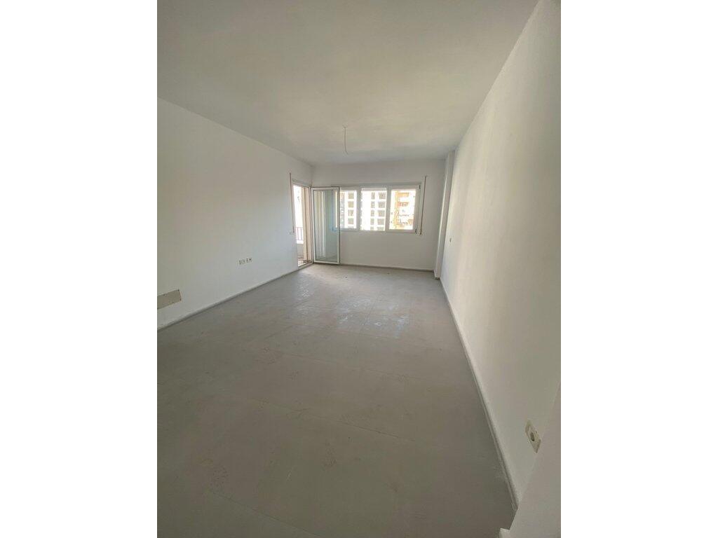 Apartment 1+1 for sale Pazari i Ri