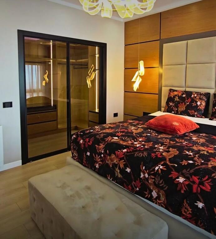Appartamento duplex in affitto a Square21