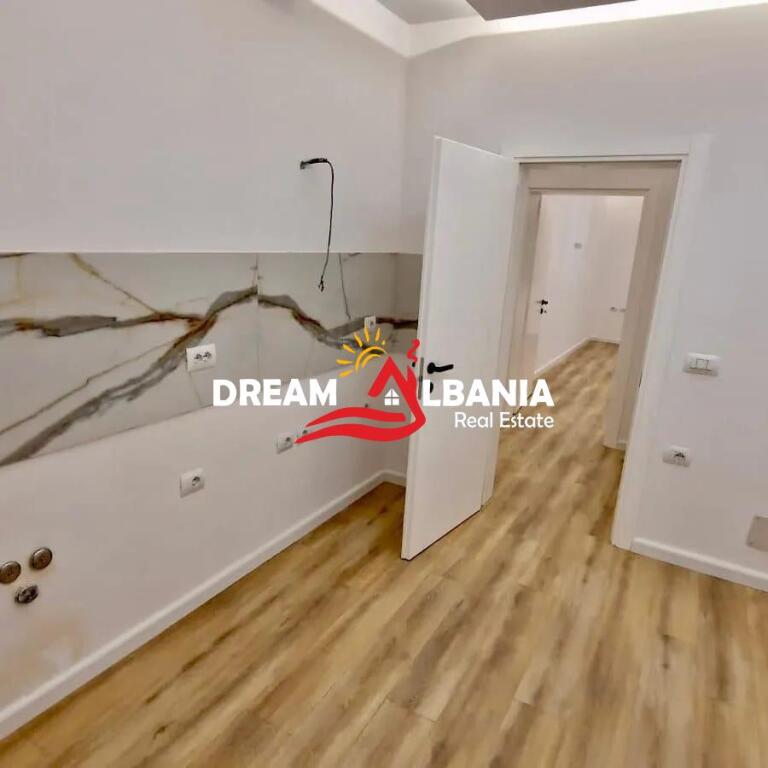 Appartamento 3+1 in affitto per Ufficio/Residenza (ID 42611284)