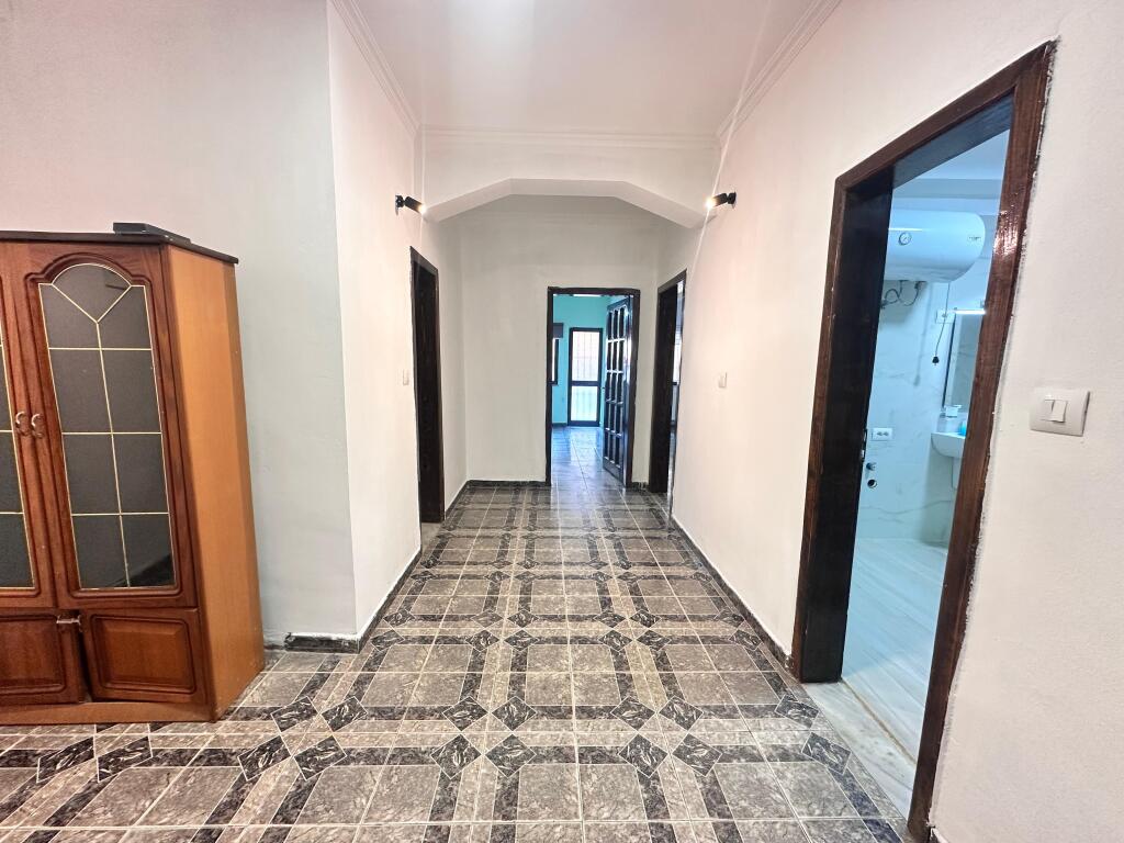 Affittasi – Ambiente Adatto per Ufficio