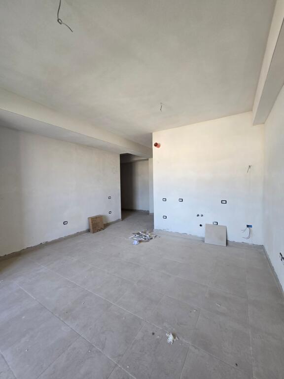🏡 Studio apartment for sale at Golden Park 4, opposite the American Hospital 3