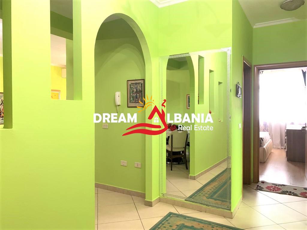 Appartamento 2+1+2 in affitto a Zogu i Zi vicino al Ring center (ID 42214237)