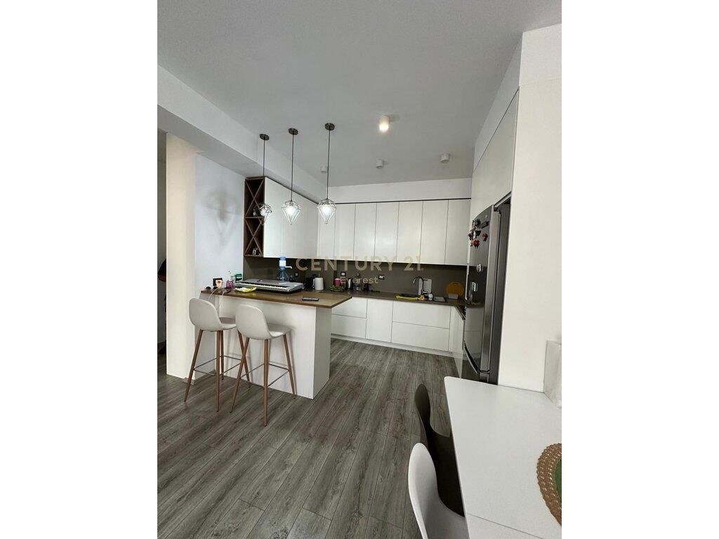 Appartamento 2+1 in vendita a Brryli