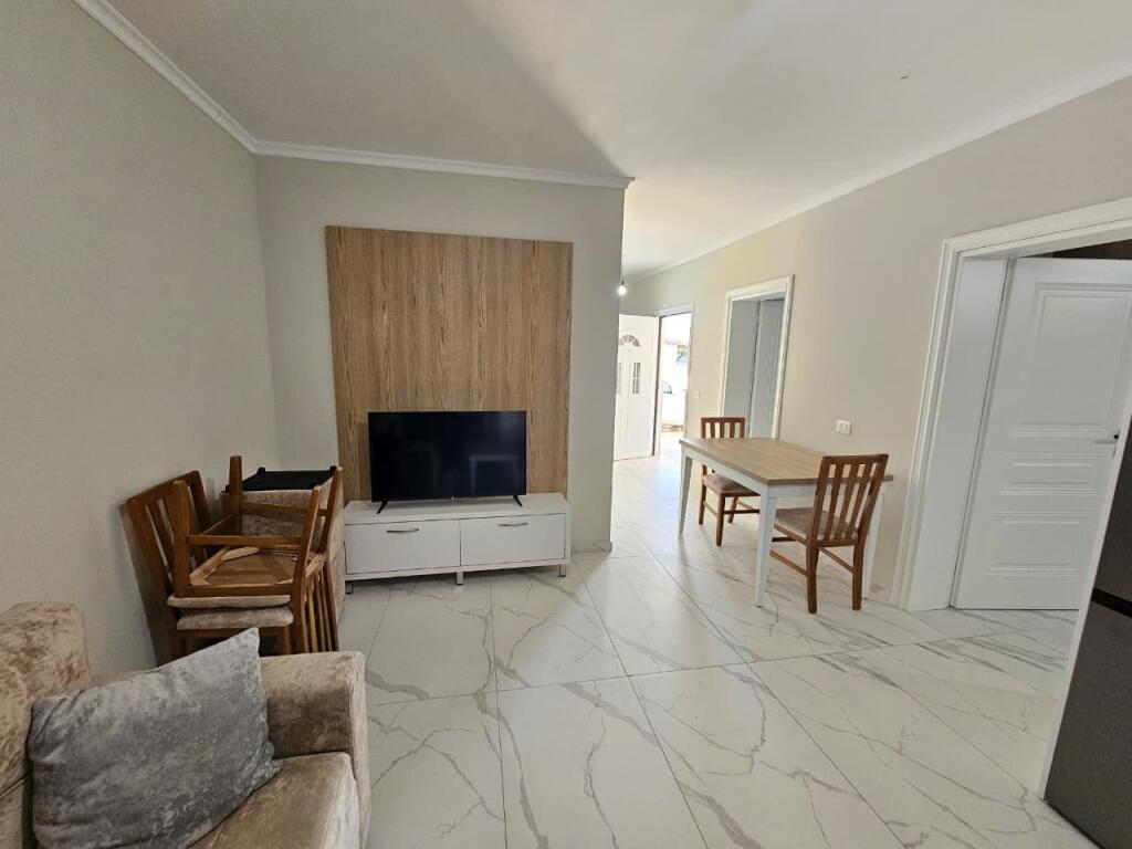 AFFITTASI APPARTAMENTO 1+1 A KENETE DURRES