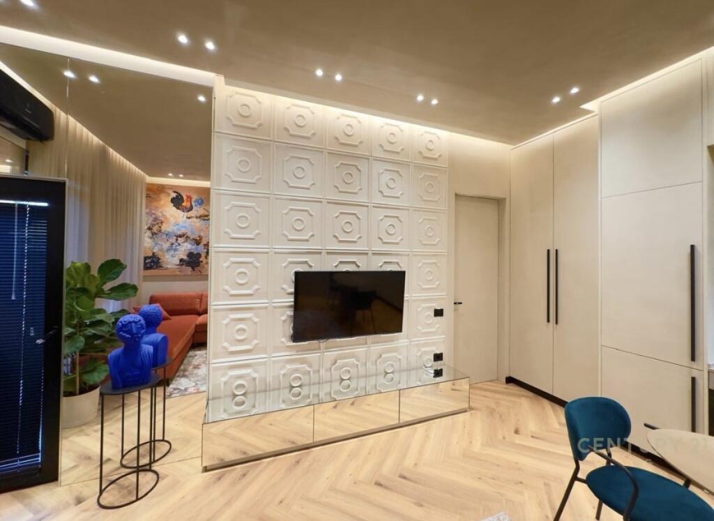 Apartment 1+1 for rent at Square 21