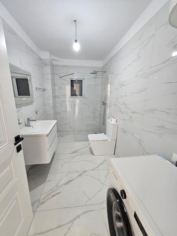 AFFITTASI APPARTAMENTO 1+1 A KENETE DURRES