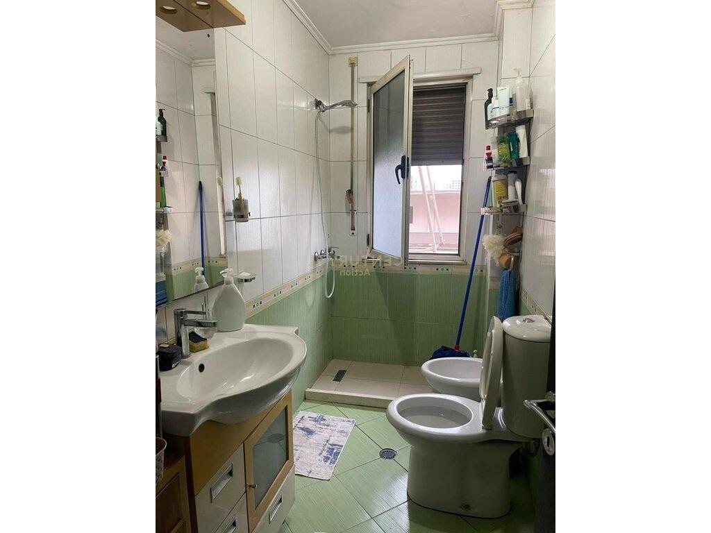Apartament 2+1 Me Qira në Astir, Tiranë