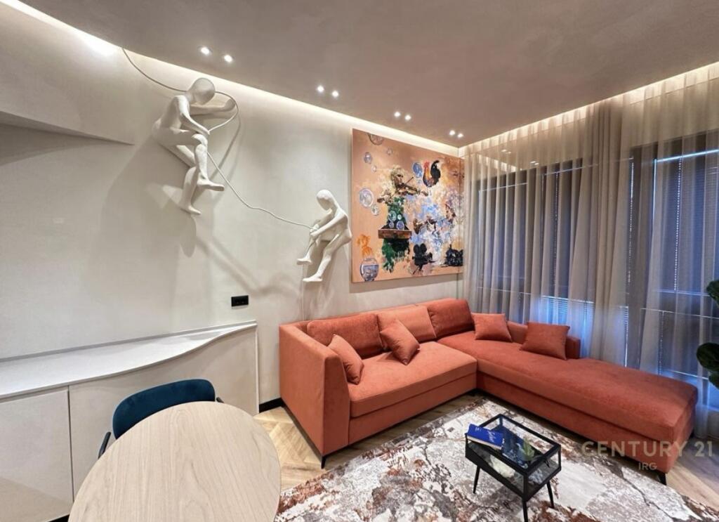 Apartment 1+1 for rent at Square 21