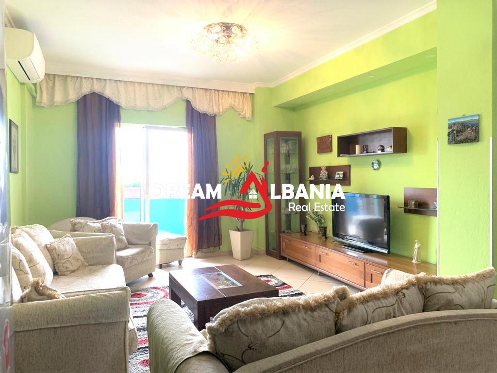 Appartamento 2+1+2 in affitto a Zogu i Zi vicino al Ring center (ID 42214237)