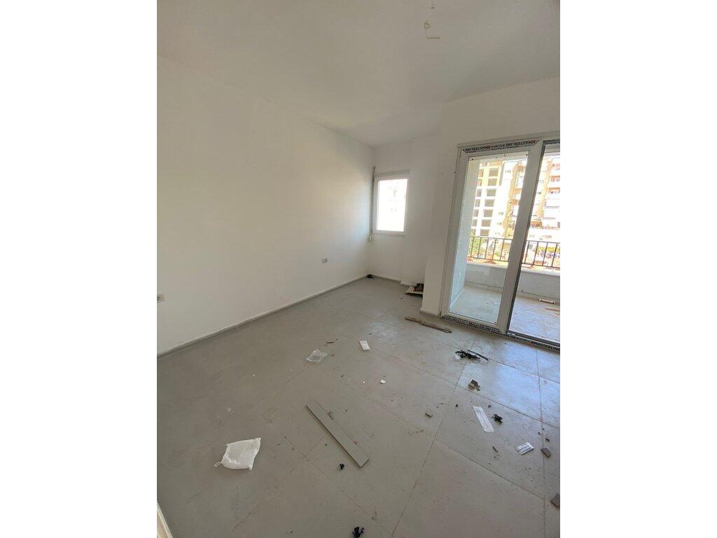 Apartment 1+1 for sale Pazari i Ri