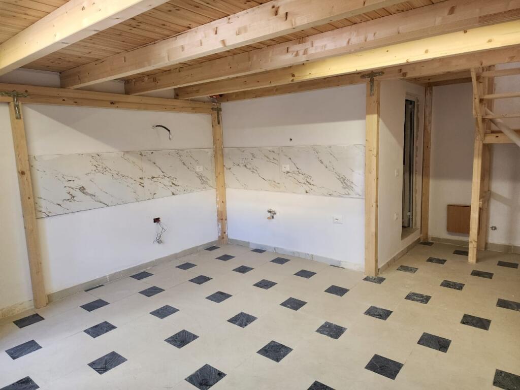 2 duplex in affitto sopra Vilen Gold.