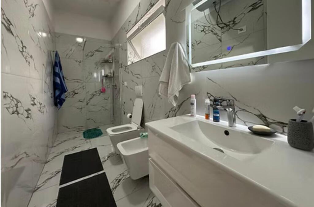 Villa in affitto su 2 piani