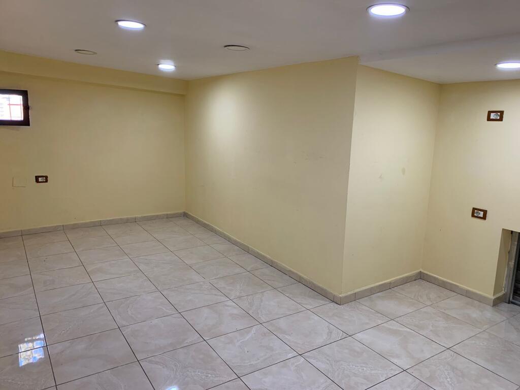 UFFICIO IN AFFITTO 30 M2 VIA DI DURRES 420 EURO