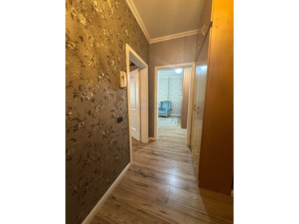 Shitet apartament 2+1+2 Bllok