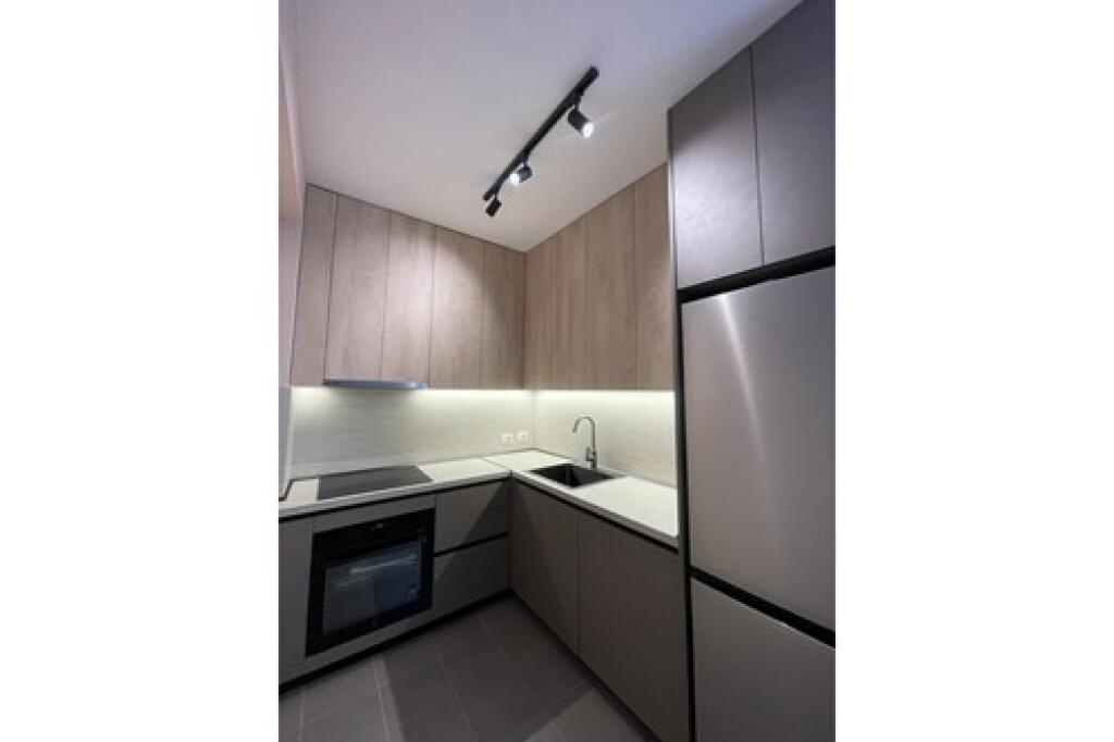 Tirane, affittasi appartamento 1+1+Balcone Piano 3, 49 m² 450 € (fresco) 530581008-32