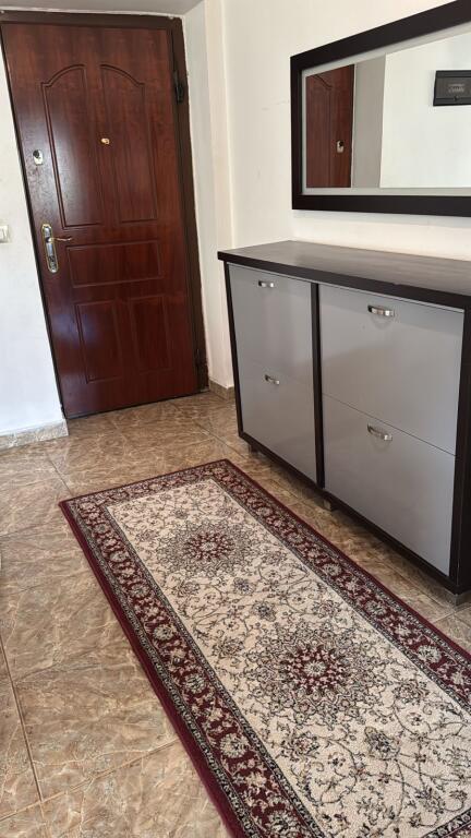Affittasi 2+1+1 VIA ELBASAN DIREZIONE IGIENE 600€