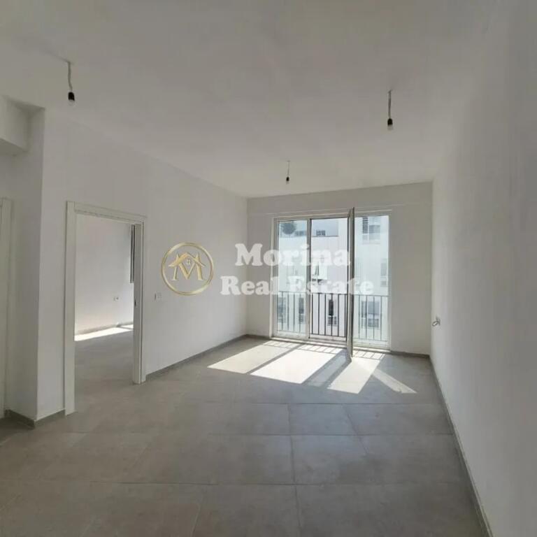 Affitto, Appartamento 1+1, 5 Maji, 350 euro/mese