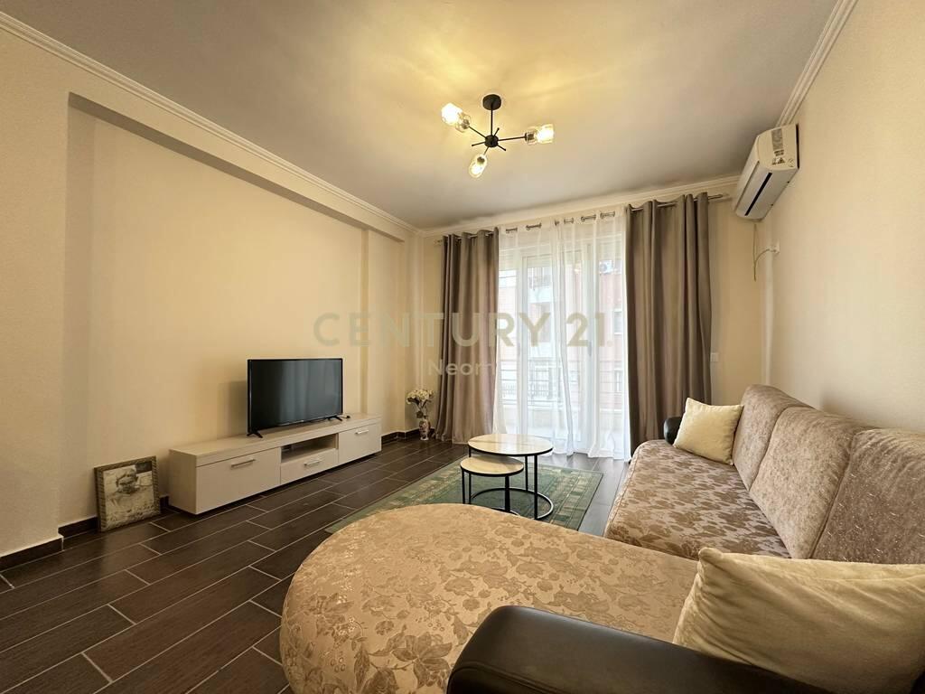 FOR RENT, APARTMENT 2+1+2, near the Çabej Palaces