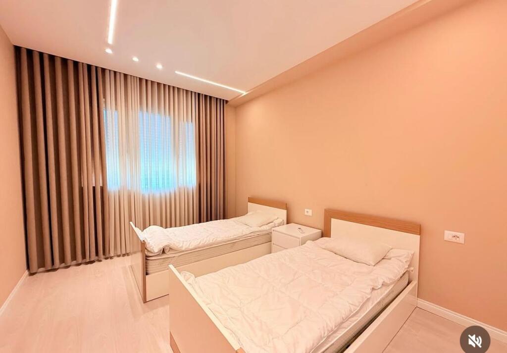 Super ap 2+1 presso river residence ( green city )