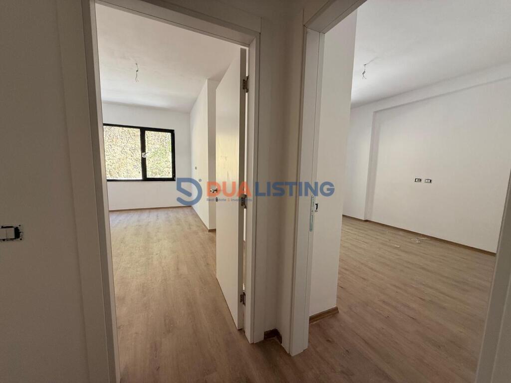 WE SELL AT A BARGAIN PRICE APARTMENT 2+1+2 AT THE XHELUKS COMPLEX NEAR XIBRAKU!
