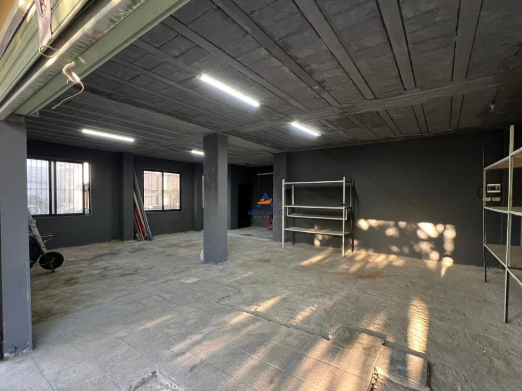 FOR RENT WAREHOUSE 120M2 "LAPRAKE" 900 EURO.