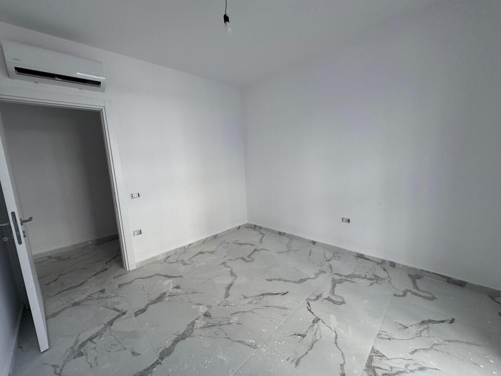 📣 AFFITTO Appartamento 2+1 Con 2 Bagni E Veranda, Univers City
