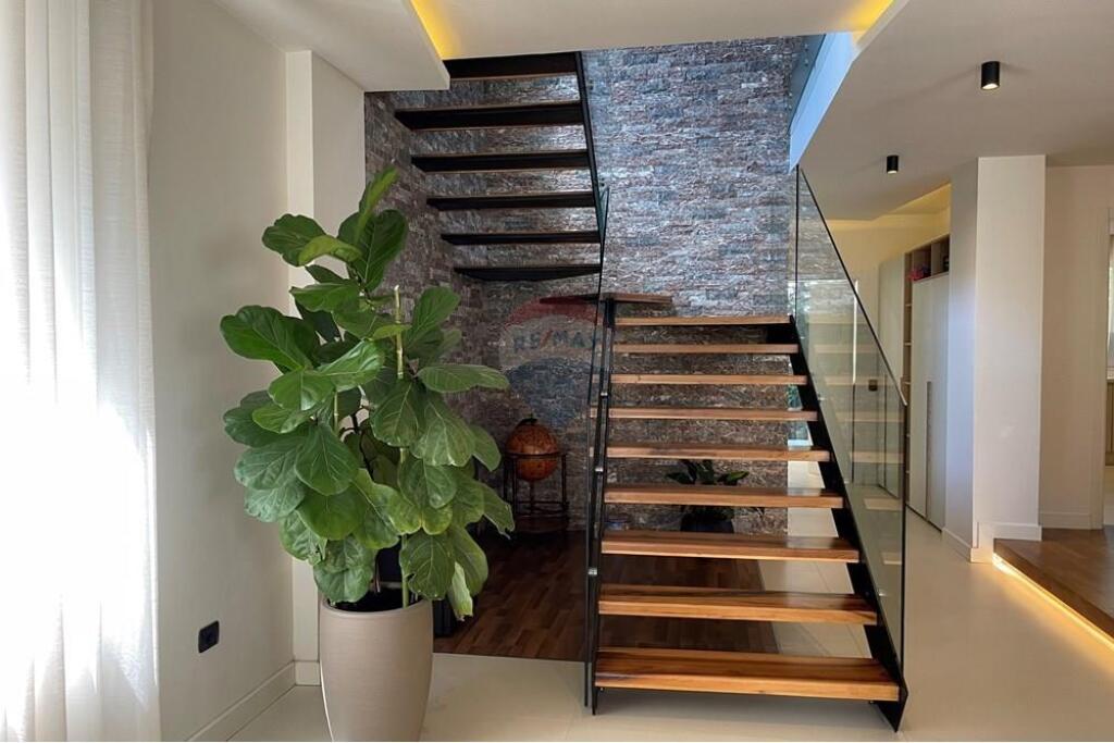 Villa for Rent in TeG