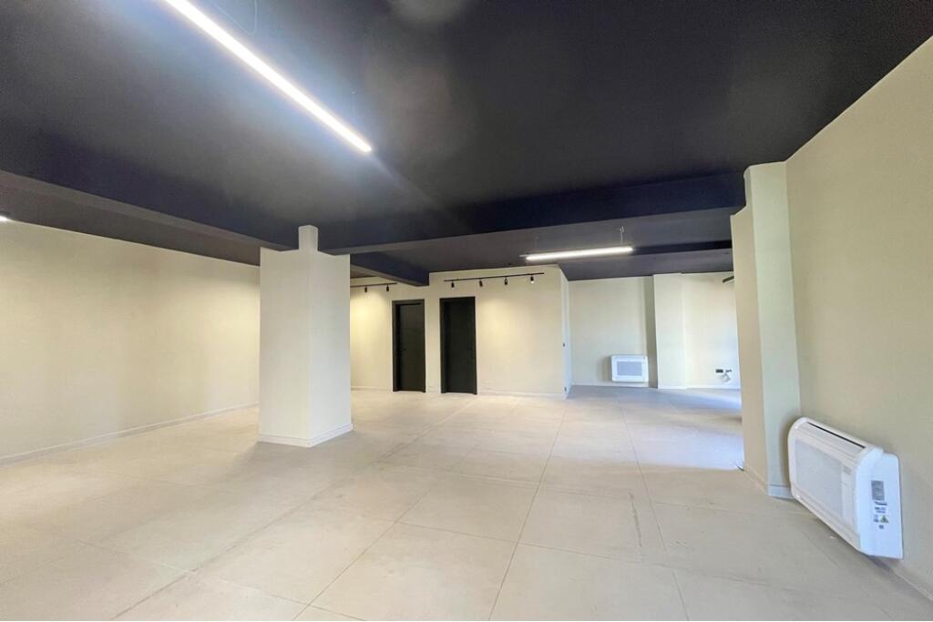 AMBIENTE PER UFFICI IN AFFITTO PRESSO TORRE DRINI, CENTRO!