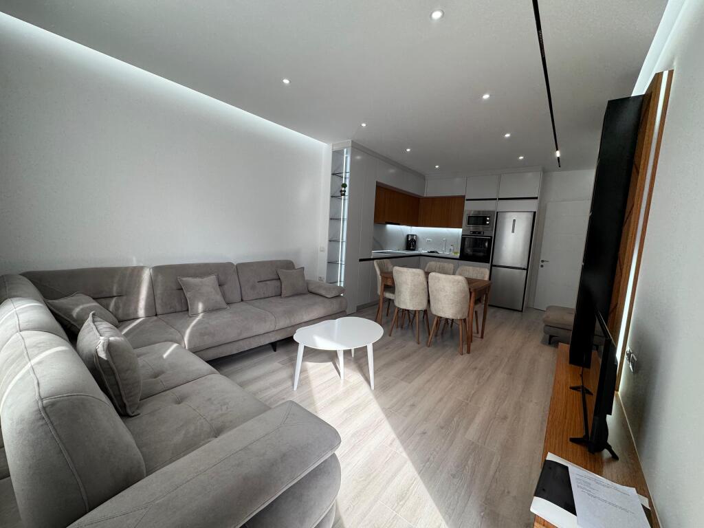 🏡 Appartamento 2+1 in affitto, Univers City