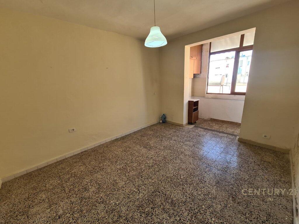 APPARTAMENTO 1+1+DEPOSITO VICINO A 21 DICEMBRE! IRG123695