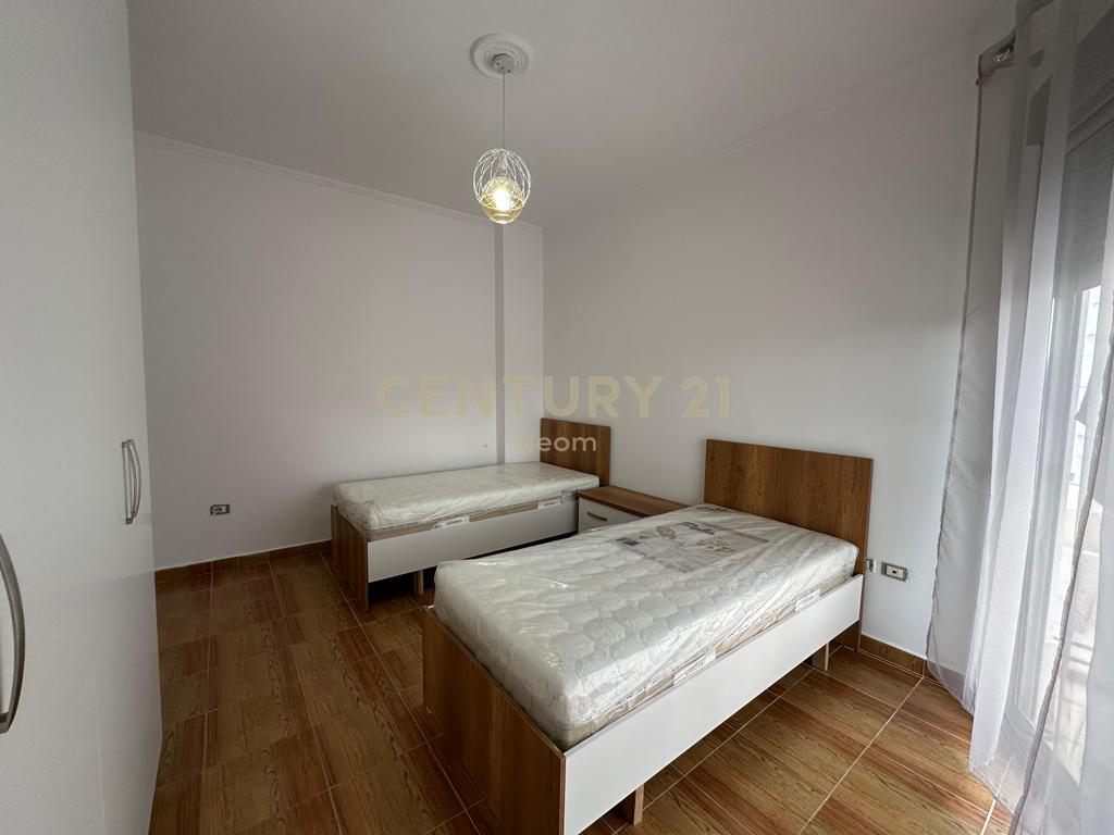 AFFITTASI 3+1+2 + POSTO AUTO A XHAMLLIK  Neom118922