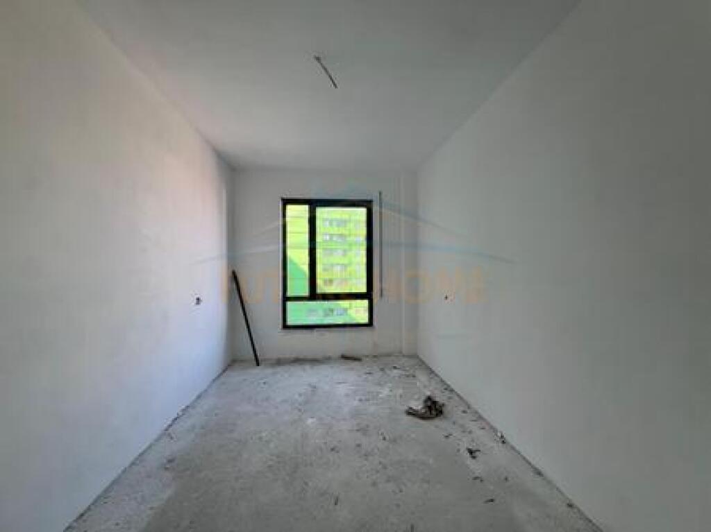 In vendita, Appartamento 3+1+2, Via 5 Maggio, Tirana.