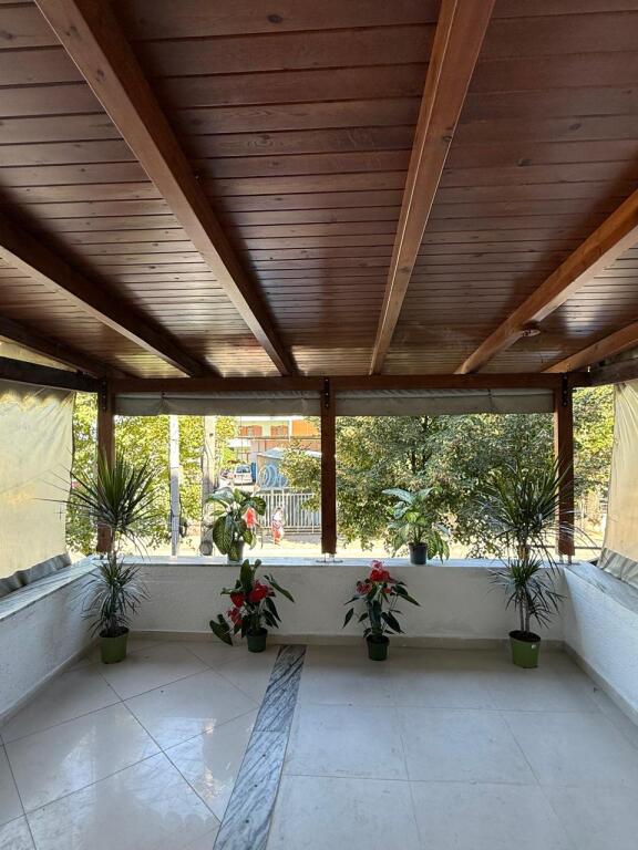 Appartamento 1+1 in vendita a Kombinat, via Fabrika e Qelqit