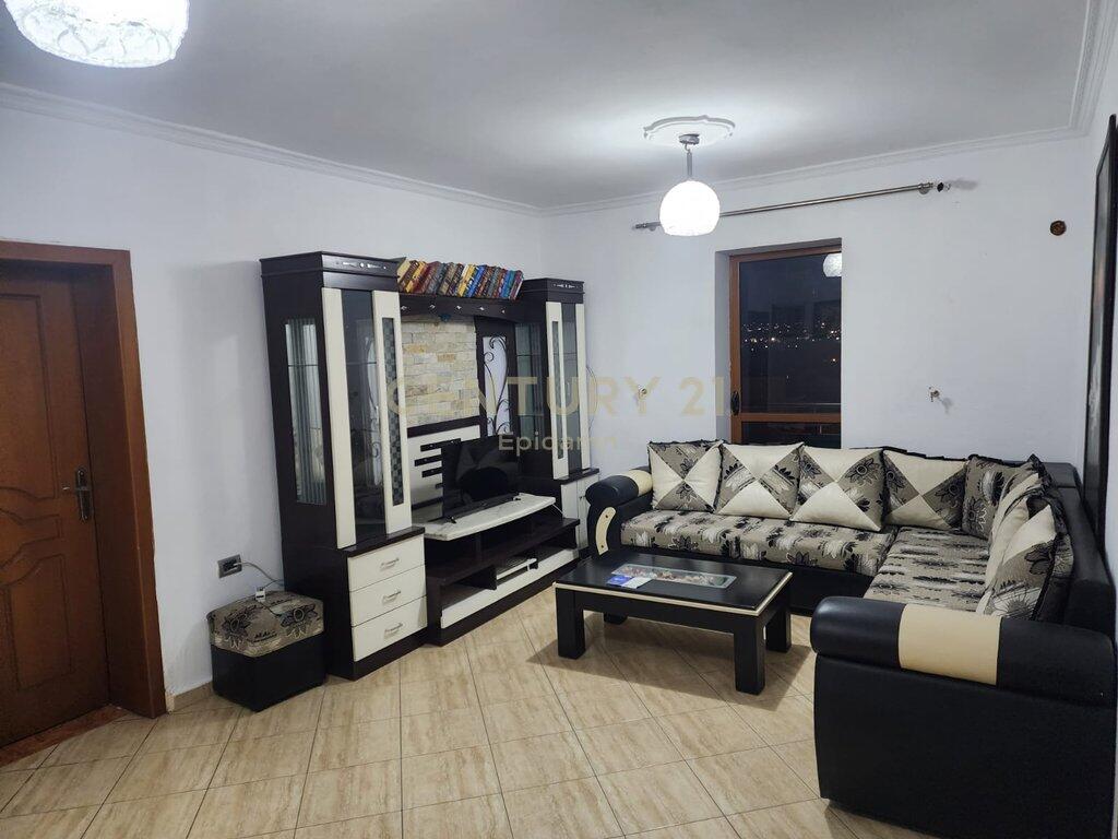 Appartamento 3+1 in affitto a Treshi Ura e institutit, Tirana - 390€ | 89 m²