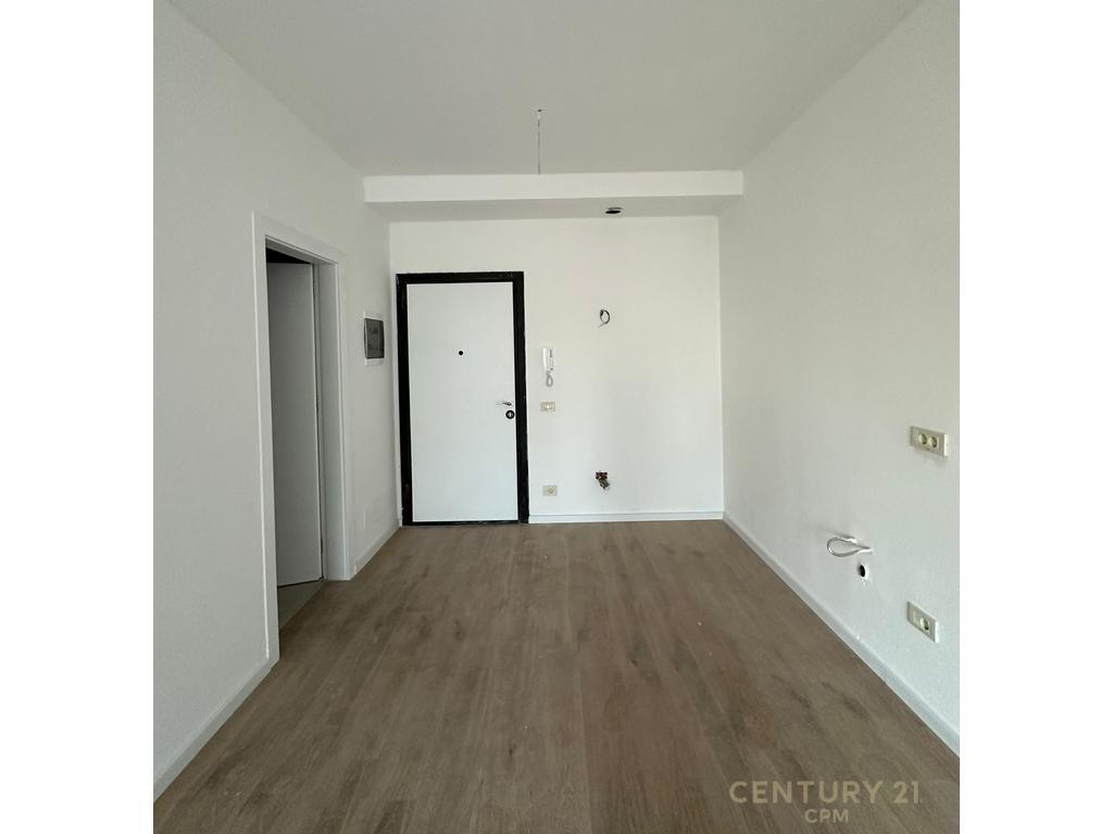 APPARTAMENTO 1+1 PER UFFICI IN AFFITTO PRESSO GOLDEN TOWER RESIDENCE! 600 € /Mese