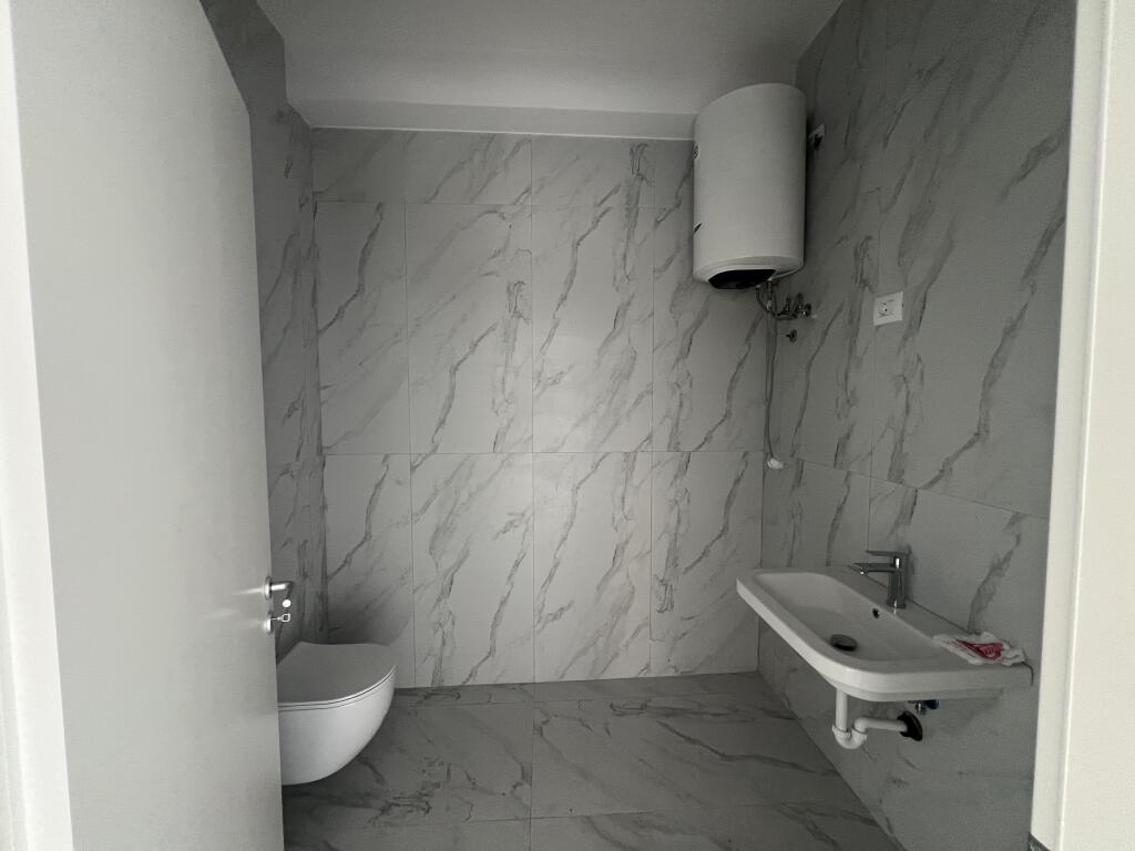 Ambienti commerciale in affitto presso Residenza Kaimi