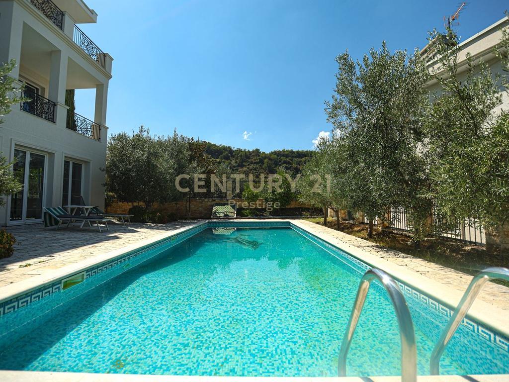 VILLA DI LUSSO IN AFFITTO, LAGO ASCIUTTO, TIRANA!prestige123660