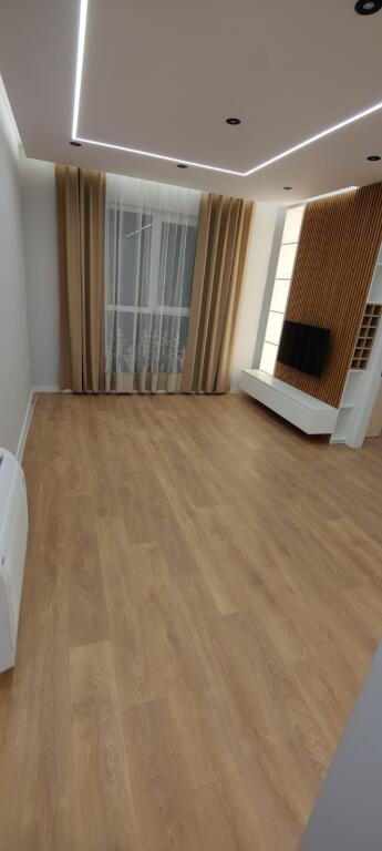 Appartamento 3+1+2T+🅿 in affitto presso il Complesso Univers City!