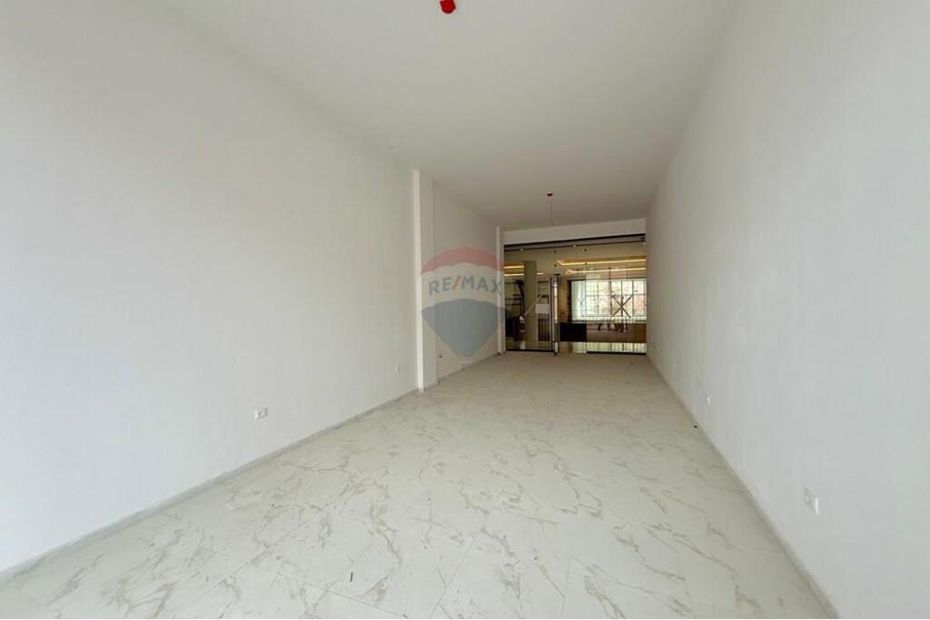 LOCALE UFFICIO IN AFFITTO IN VIA KAVAJES