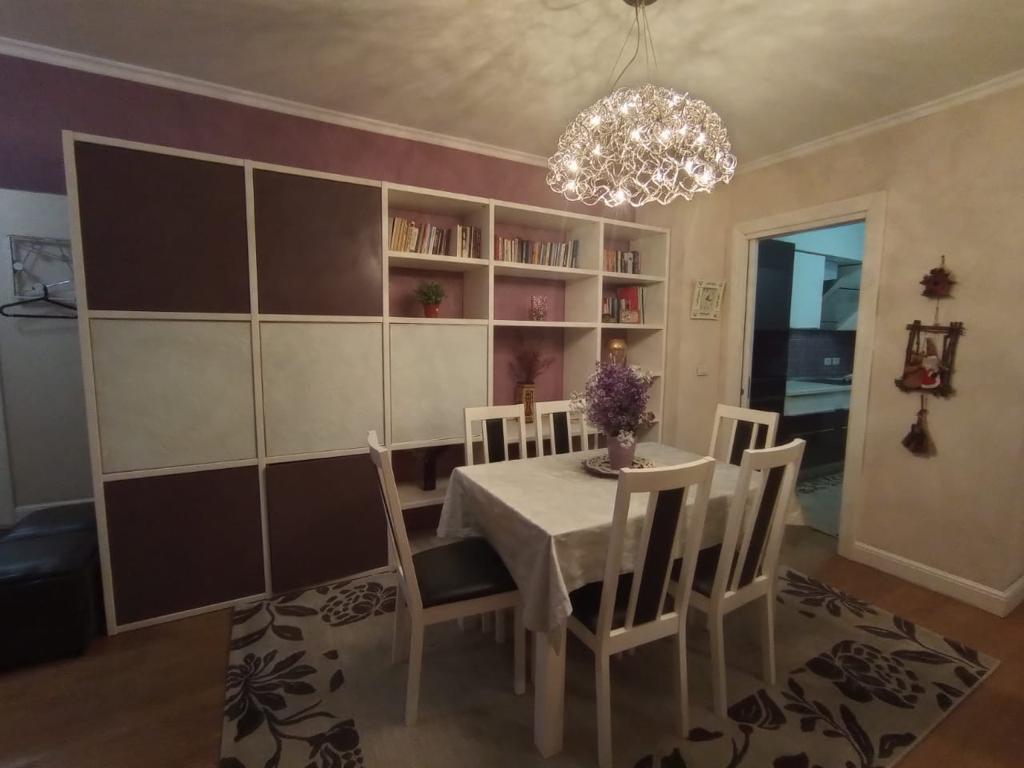 Apartament 2+1, Mozaiku