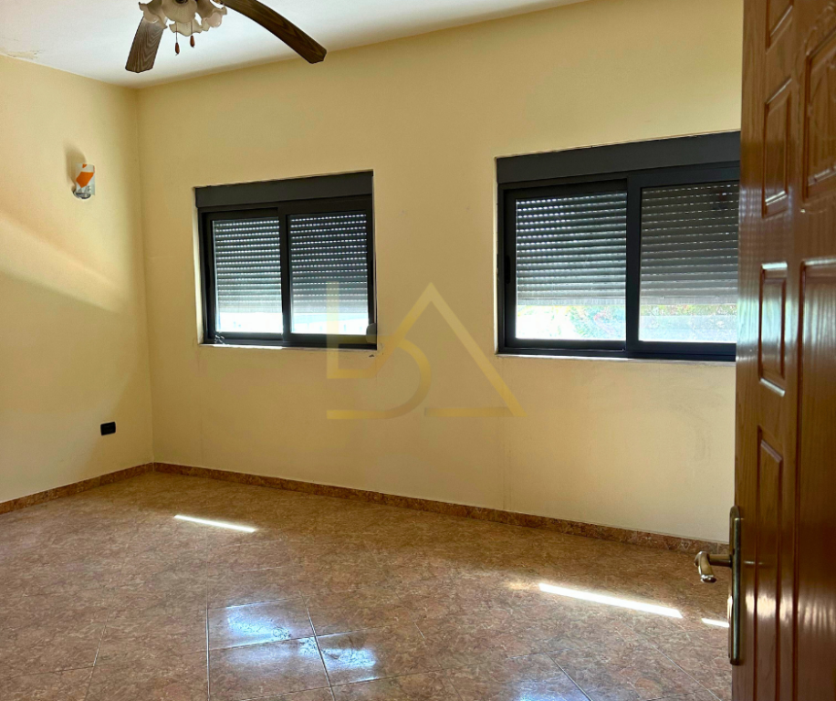 Villa + Terreno in vendita – Durrës, Shënavlash