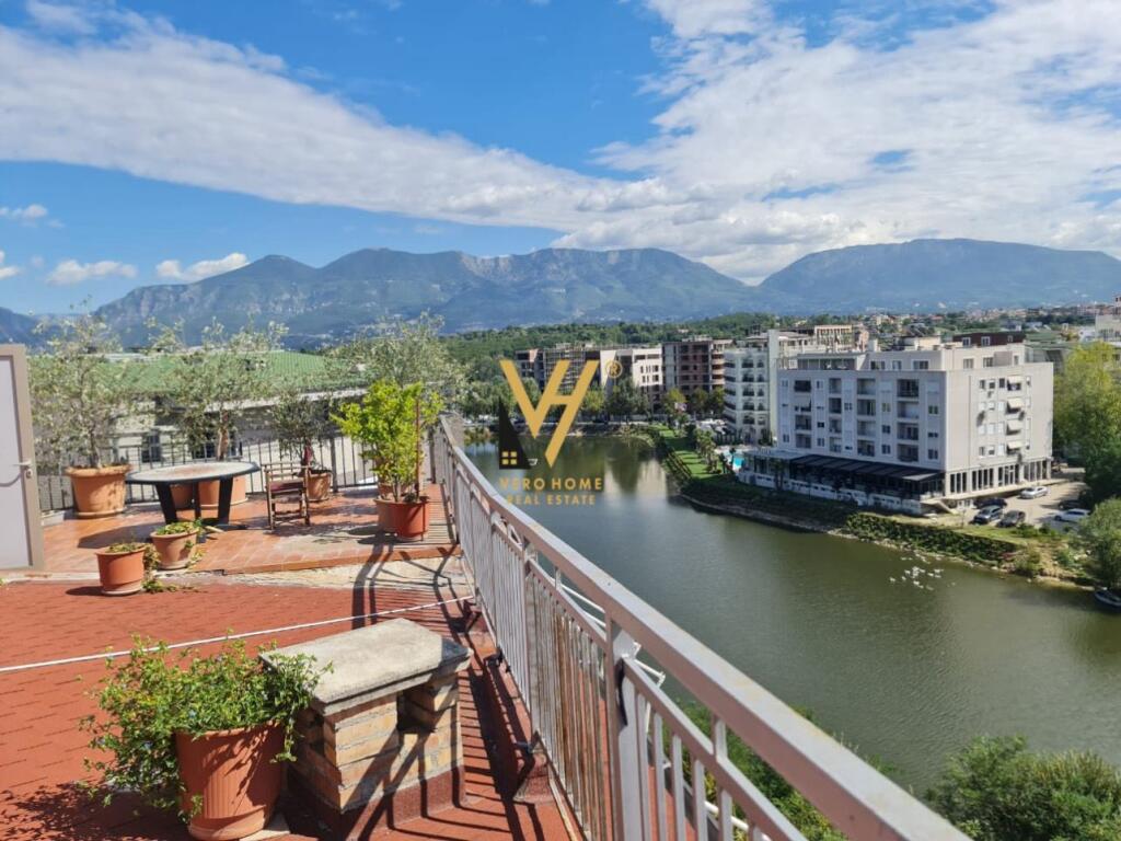 AFFITTASI APPARTAMENTO 3+1+2 AL LAGO ASCIUTTO 100.000 LEKE