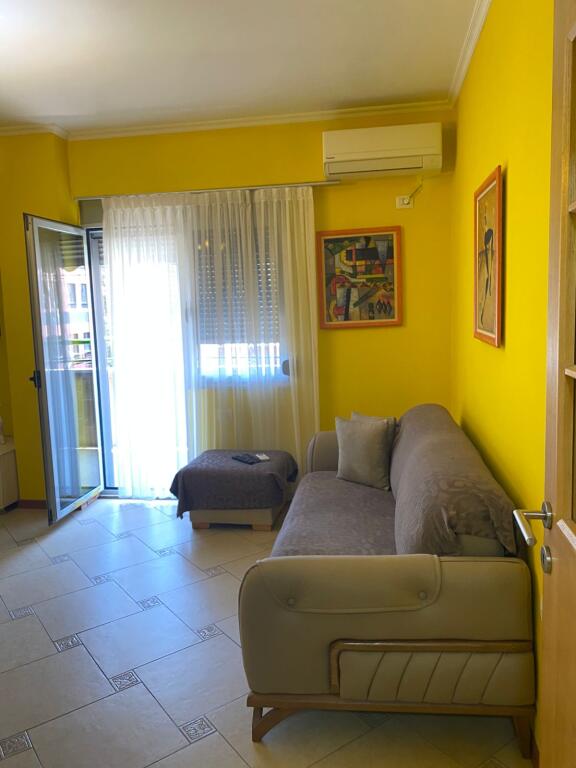 2+1, adottato, complesso halili selvia 650 euro