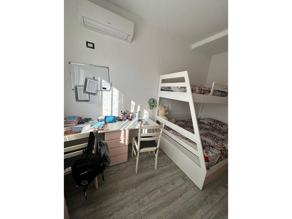BRRYLI, VENDIAMO APPARTAMENTO 2+1