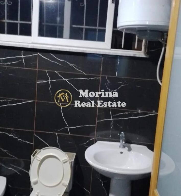 Qera, Hyrje Private 1+1,Rr.Siri Kodra ,300 euro/muaj