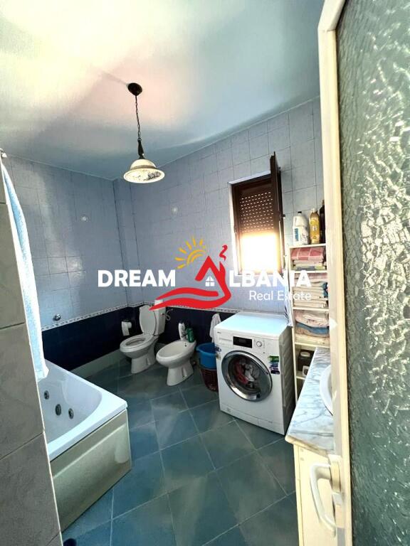 Appartamento 2+1+Veranda in vendita a Laprake vicino a Kupola, Tirana ID (41211464)