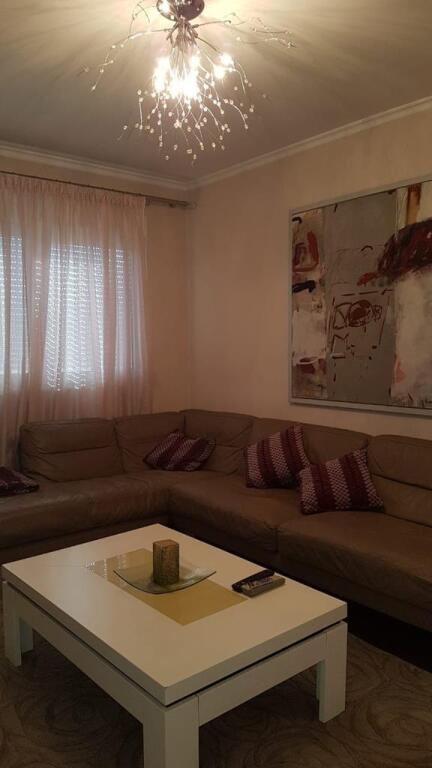 Apartament 2+1, Mozaiku